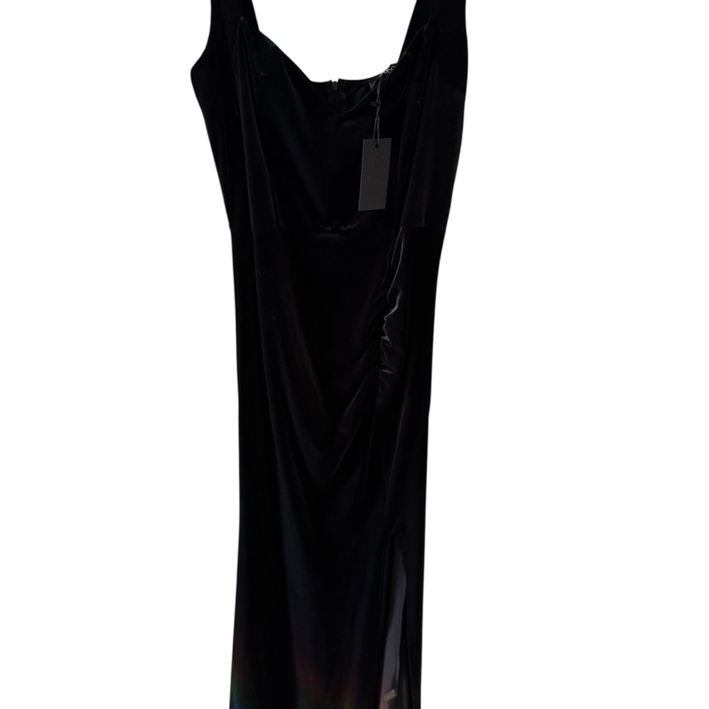 Elegant Black Sleeveless Dress